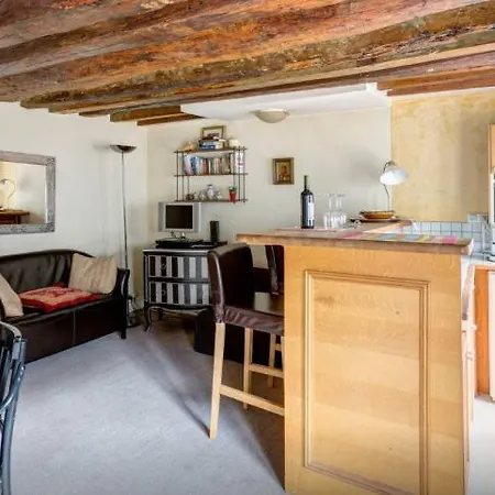 Apartment Lovely For 4 Louvre Pyramides Paris